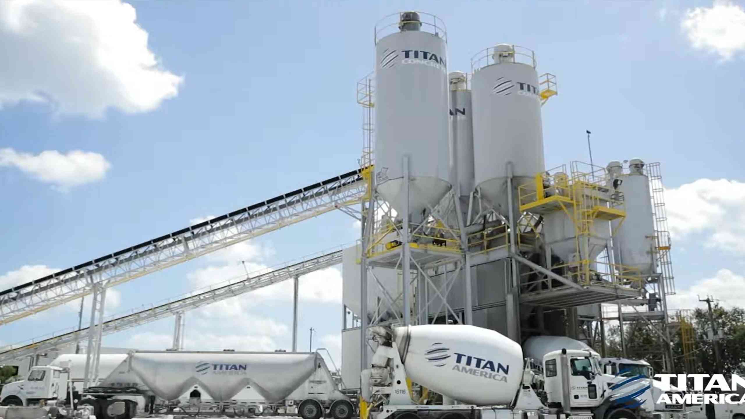 Titan: Molinos de bolas de cemento de Pennsuco